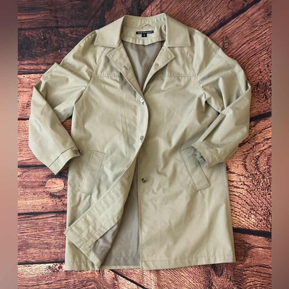 Vintage Made in Romania Beige Button-Up Trench Coat